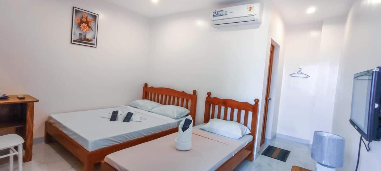 Hotel Elnora Delmar Travellers