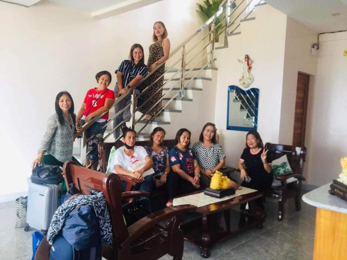 Elnora Delmar Travellers Siquijor